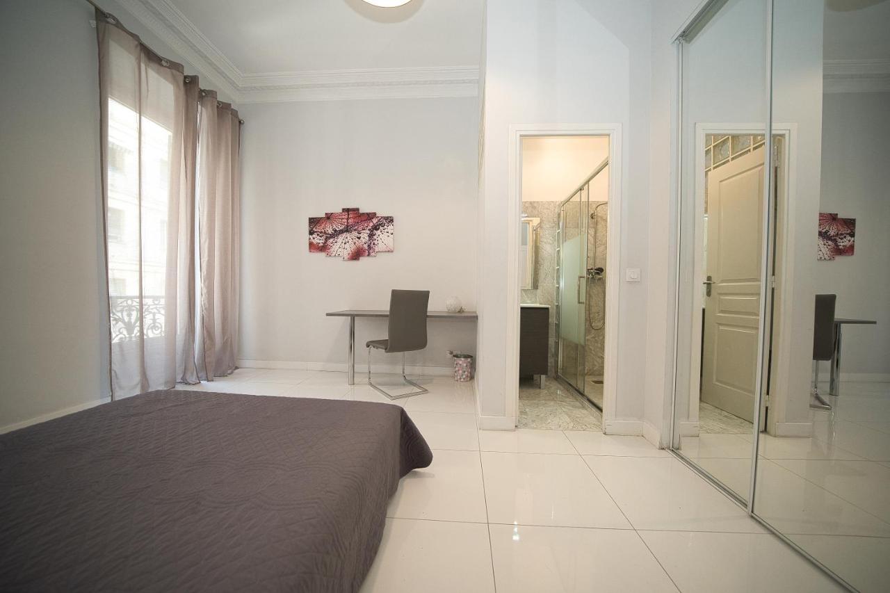 Designer Flat Nice Exterior photo